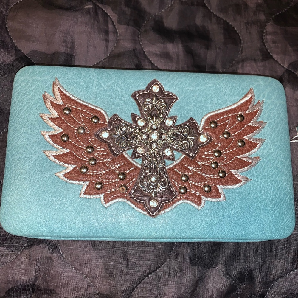Heritage West Turquoise Winged Cross Clutch/Wallet – NWT Western Rhineston